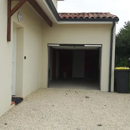 Prázdninový dům Les De Castel - 